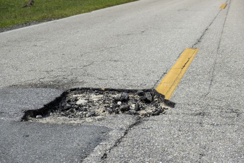 Asphalt Pothole Filling in Little Rock, AR